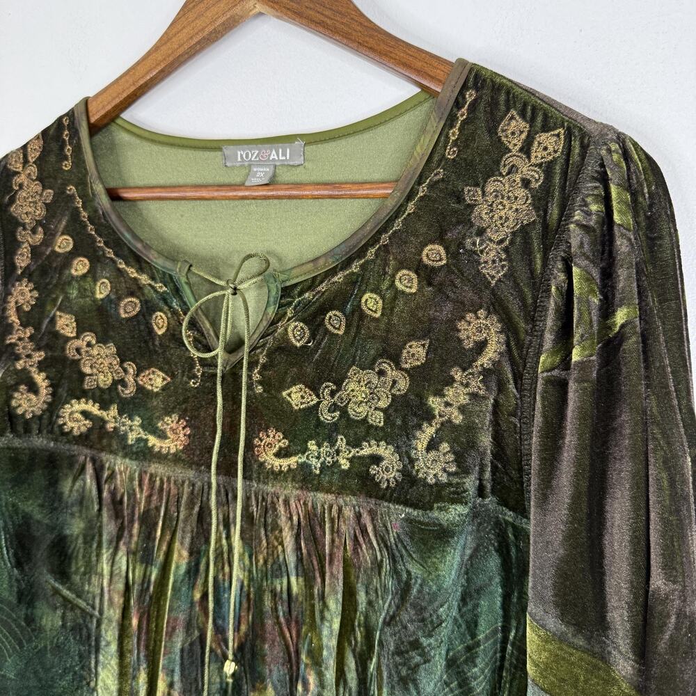 Roz And Ali Top Velvet Embroidered Boho Whimsigoth 2X Plus Blouse Green